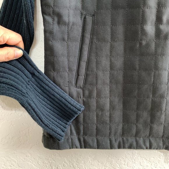 Ashworth NWT Women M Black/Navy Blue Zip Mock Neck Jacket Quilted Body Knit Arms - Picture 4 of 15